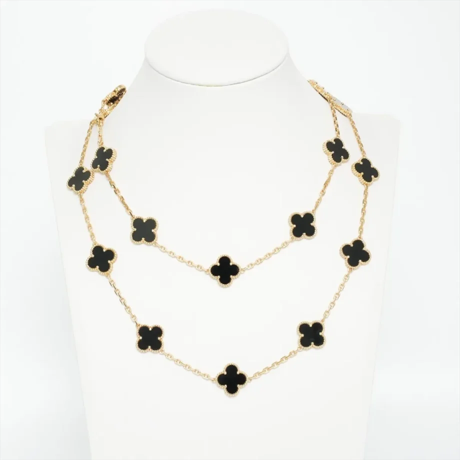 Vintage Alhambra necklace