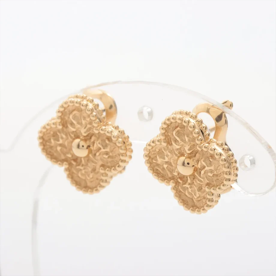 Vintage Alhambra earrings Piercing Van Cleef & Arpels