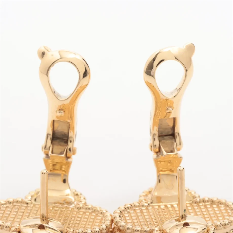 Vintage Alhambra earrings Piercing Van Cleef & Arpels