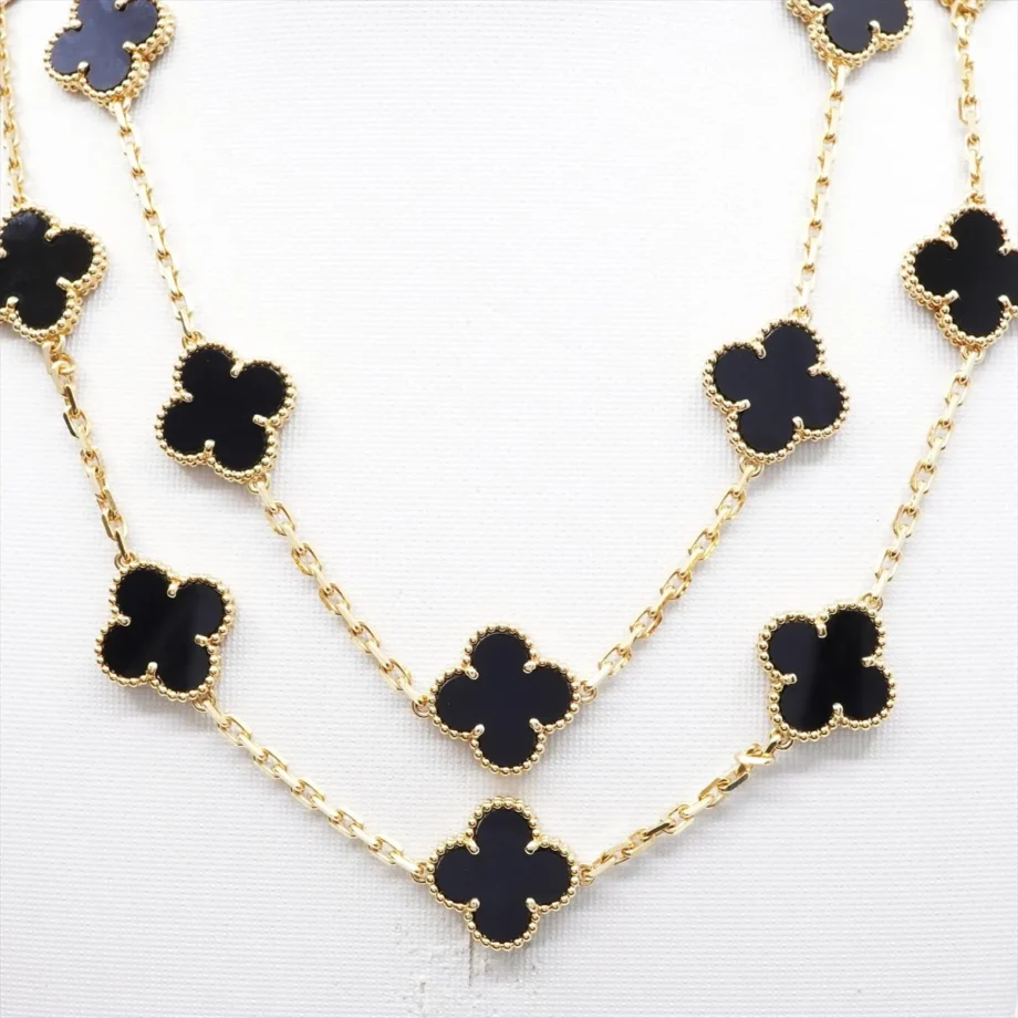 Vintage Alhambra necklace