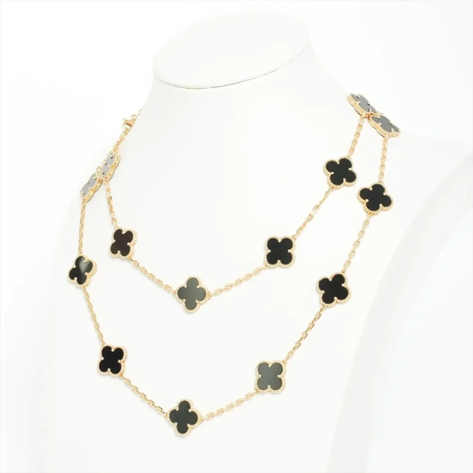 Vintage Alhambra necklace
