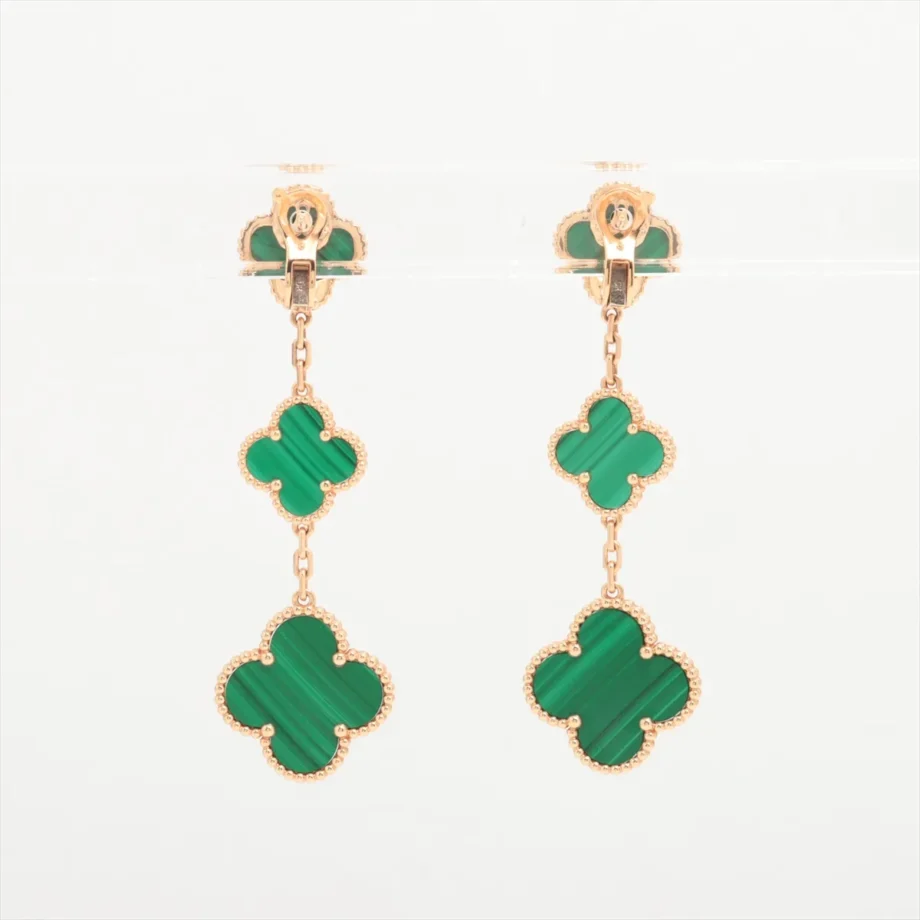 Magic Alhambra earrings 3 motifs Van Cleef & Arpels