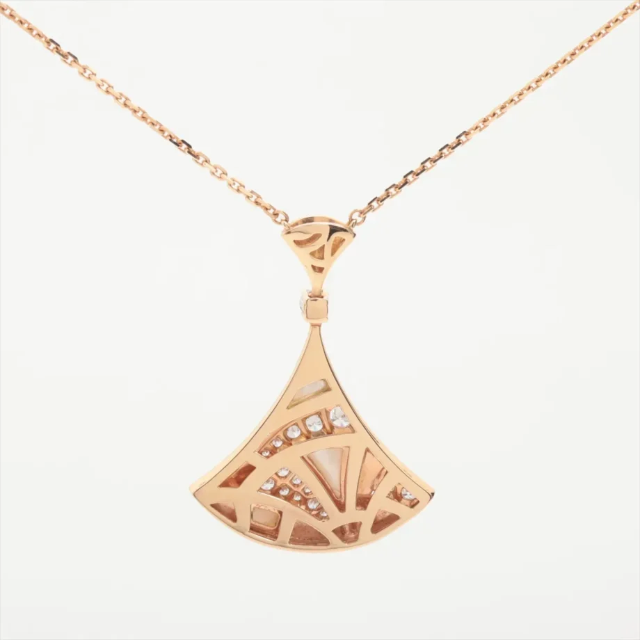 Bvlgari Divas Dream Necklace shells diamond