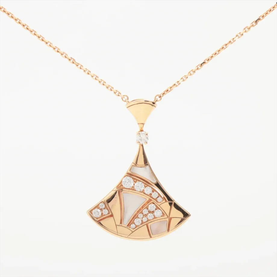 Bvlgari Divas Dream Necklace shells diamond